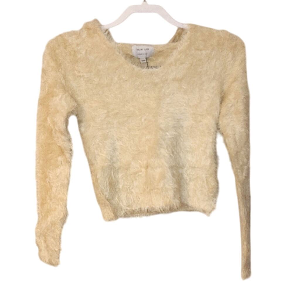 Uniq by Litz S/M Small/Medium Fuzzy Stretchy Long Sleeve Sweater Egg Nog Color